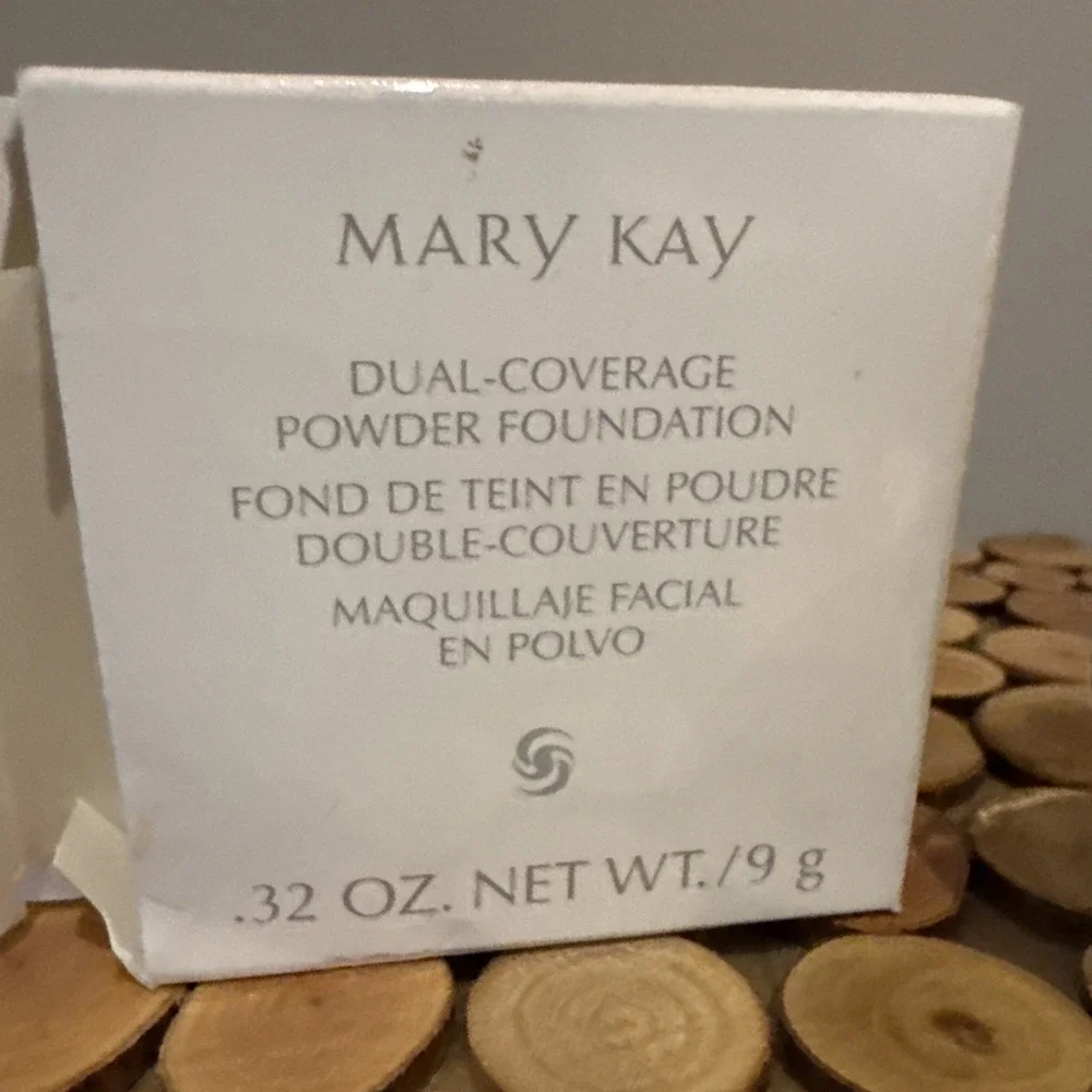 Mary Kay Dual Coverage Powder Foundation‎ BRONZE 708